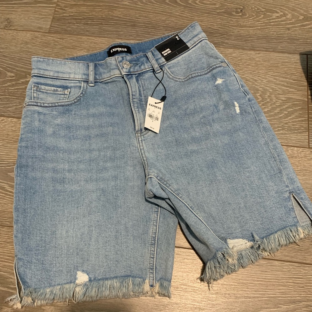 Express Bermuda shorts NWT
